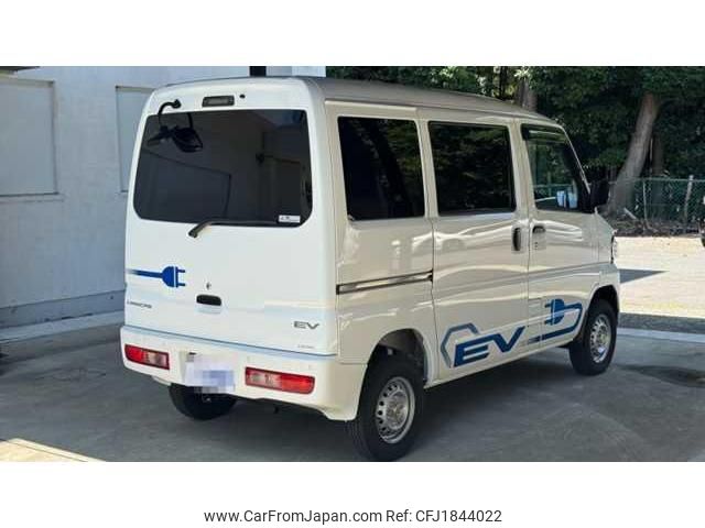 mitsubishi minicab-ev 2024 CFJ1844022 image 2