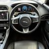 jaguar xe 2018 CFJ1627008 image 13