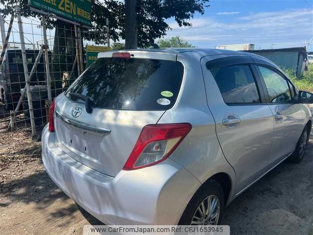 toyota vitz 2012 CFJ1653945 image 2