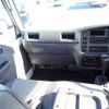 nissan caravan-van 2000 504928-241105135540 image 9