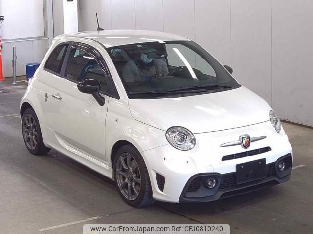 abarth 595 2022 quick_quick_3BA-31214T_ZFABF11H1NJF83238 image 1