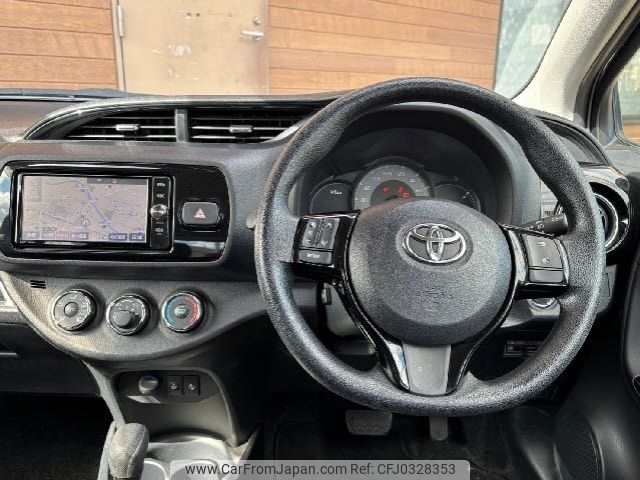 toyota vitz 2018 -TOYOTA--Vitz DBA-KSP130--KSP130-2225425---TOYOTA--Vitz DBA-KSP130--KSP130-2225425- image 2