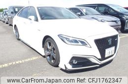 toyota crown 2018 CFJ1762347