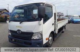 hino dutro 2017 -HINO--Hino Dutoro TPG-XZC710M--XZC710M-0003318---HINO--Hino Dutoro TPG-XZC710M--XZC710M-0003318-