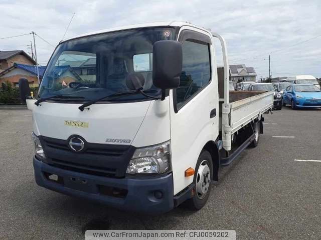 hino dutro 2017 -HINO--Hino Dutoro TPG-XZC710M--XZC710M-0003318---HINO--Hino Dutoro TPG-XZC710M--XZC710M-0003318- image 1