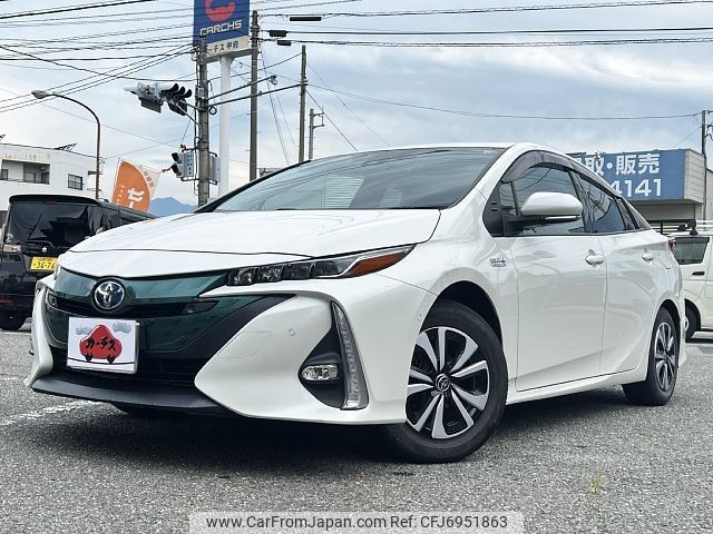 toyota prius-phv 2018 -TOYOTA--Prius PHV DLA-ZVW52--ZVW52-3085852---TOYOTA--Prius PHV DLA-ZVW52--ZVW52-3085852- image 1