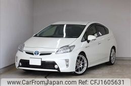 toyota prius 2014 CFJ1605631