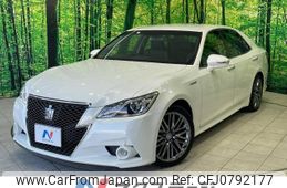 toyota crown 2013 -TOYOTA--Crown DAA-AWS210--AWS210-6033720---TOYOTA--Crown DAA-AWS210--AWS210-6033720-