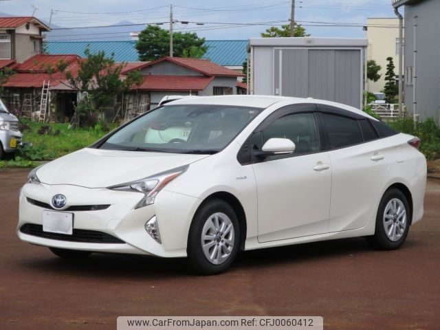 toyota prius 2018 -TOYOTA--Prius DAA-ZVW55--ZVW55-8063738---TOYOTA--Prius DAA-ZVW55--ZVW55-8063738- image 1