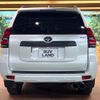 toyota land-cruiser-prado 2023 CFJ1625647 image 18