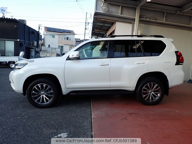 toyota land-cruiser-prado 2020 24231902 image 2