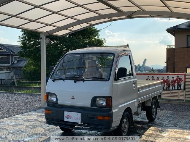 mitsubishi minicab-truck 1995 51e3334310f40c3cfbbefd29af16a321 image 1