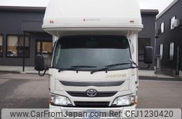toyota camroad 2018 GOO_JP_700120021230250602003