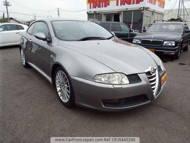 alfa-romeo gt 2005 -ALFA ROMEO--Alfa Romeo GT GH-93720L--ZAR93700005165661---ALFA ROMEO--Alfa Romeo GT GH-93720L--ZAR93700005165661- image 2
