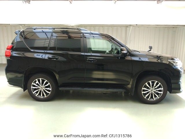 toyota land-cruiser-prado 2021 ENHANCEAUTO_1_ea301036 image 2