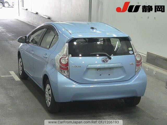toyota aqua 2012 -TOYOTA--AQUA NHP10--NHP10-2044788---TOYOTA--AQUA NHP10--NHP10-2044788- image 2