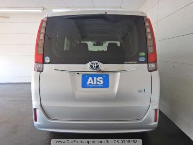 toyota noah 2017 -TOYOTA--Noah DAA-ZWR80G--ZWR80-0239086---TOYOTA--Noah DAA-ZWR80G--ZWR80-0239086- image 2