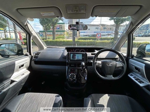 toyota noah 2010 CFJ1683351 image 2