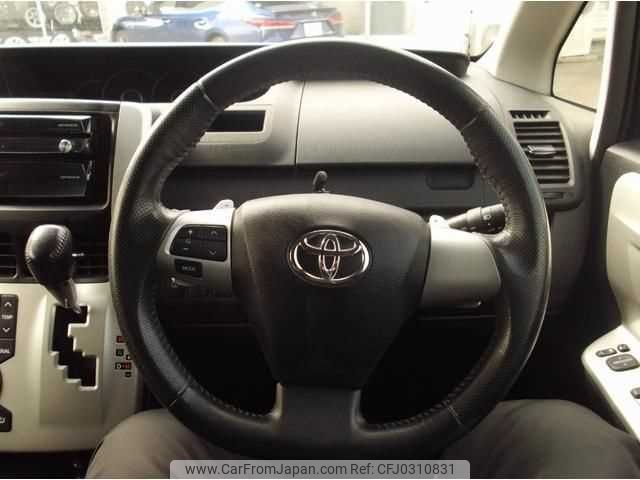 toyota voxy 2011 TE3607 image 2