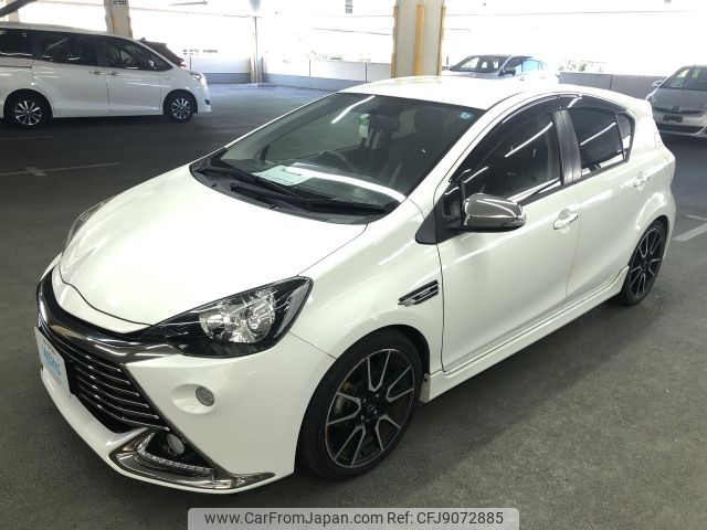 toyota aqua 2014 AF-NHP10-2391794 image 1