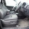 toyota land-cruiser-prado 2022 25431502 image 21