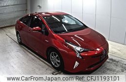 toyota prius 2016 -TOYOTA--Prius ZVW51-8026424---TOYOTA--Prius ZVW51-8026424-