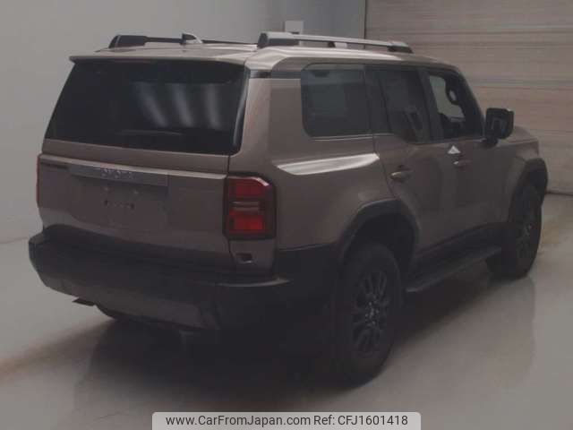 toyota land-cruiser-wagon 2025 CFJ1601418 image 2