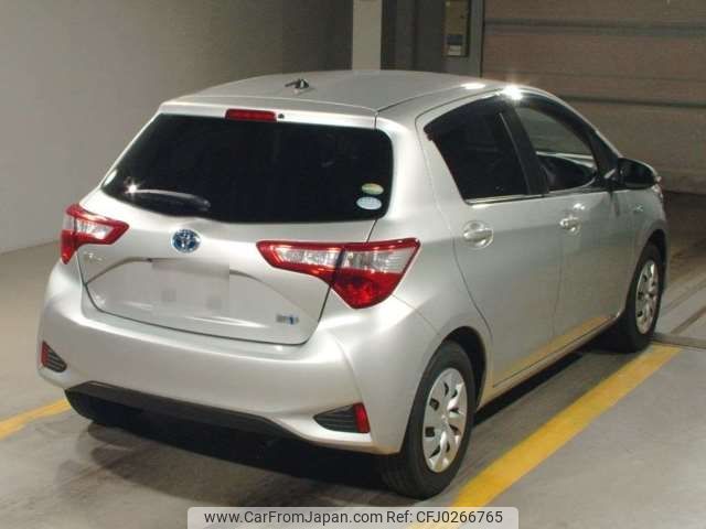 toyota vitz 2017 -TOYOTA--Vitz DAA-NHP130--NHP130-2021622---TOYOTA--Vitz DAA-NHP130--NHP130-2021622- image 2