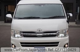 toyota hiace-wagon 2012 GOO_JP_700120021230250602001