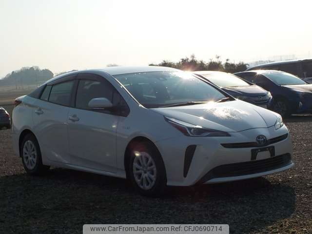 toyota prius 2019 -TOYOTA--Prius DAA-ZVW51--ZVW51-6126538---TOYOTA--Prius DAA-ZVW51--ZVW51-6126538- image 1