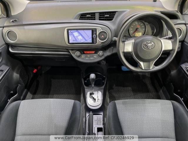 toyota vitz 2012 -TOYOTA--Vitz DBA-NSP130--NSP130-2081673---TOYOTA--Vitz DBA-NSP130--NSP130-2081673- image 2