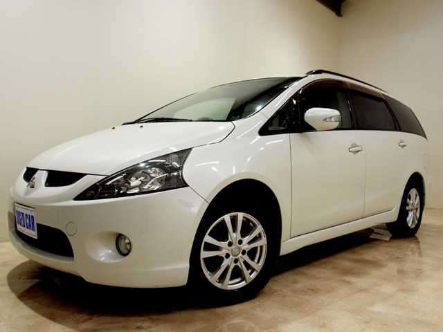 mitsubishi grandis 2005 180124173124 image 1