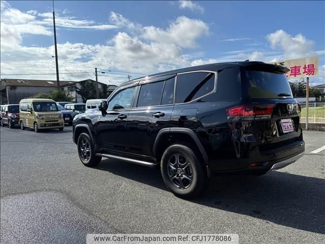 toyota land-cruiser 2023 CFJ1778086 image 2