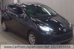 toyota aqua 2022 CFJ1895956