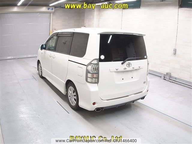 toyota voxy 2011 CFJ1466400 image 2