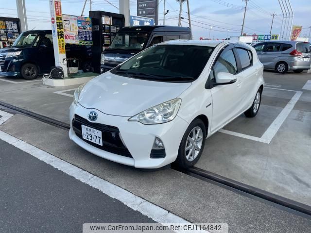 toyota aqua 2013 quick_quick_NHP10_NHP10-6149260 image 1