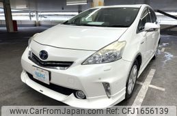 toyota prius-α 2012 CFJ1656139