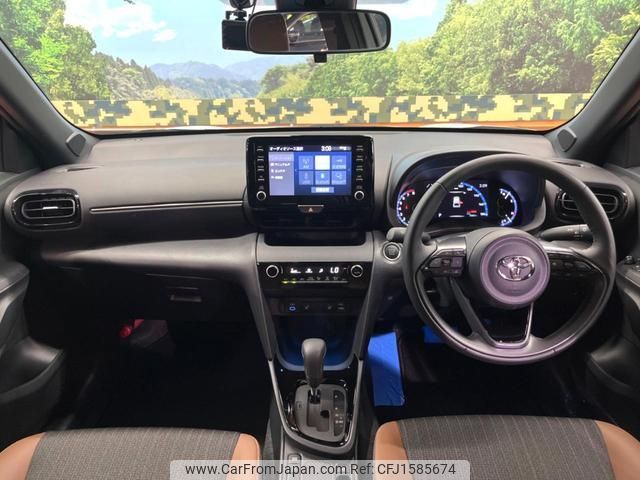 toyota yaris-cross 2023 CFJ1585674 image 2