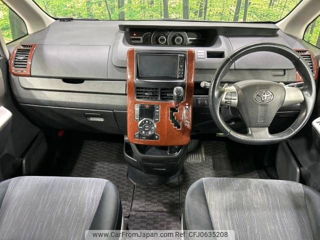 toyota noah 2011 -TOYOTA--Noah DBA-ZRR70W--ZRR70-0413442---TOYOTA--Noah DBA-ZRR70W--ZRR70-0413442- image 2