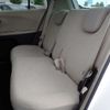 toyota vitz 2006 646828-N2025060227F-27 image 13