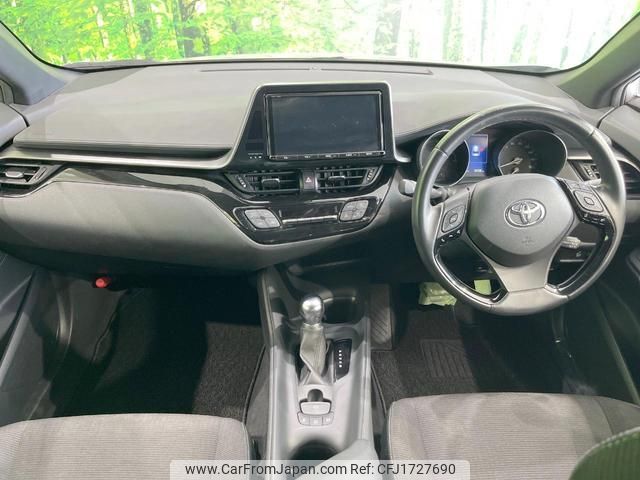 toyota c-hr 2018 CFJ1727690 image 2