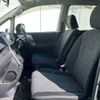 toyota voxy 2012 -TOYOTA--Voxy DBA-ZRR70W--ZRR70-0491186---TOYOTA--Voxy DBA-ZRR70W--ZRR70-0491186- image 19