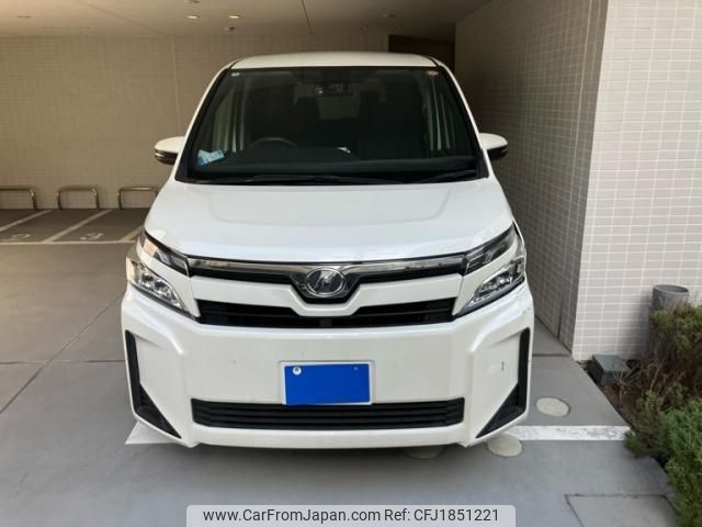 toyota voxy 2018 CFJ1851221 image 1