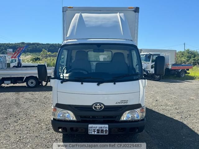 toyota dyna-truck 2015 GOO_NET_EXCHANGE_0902389A30240919W001 image 2