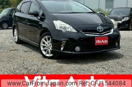 toyota prius-α 2012 CFJ1544084