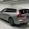 volvo v60 2022 quick_quick_5AA-ZB420TM_YV1ZWK8M5P2524617 image 10