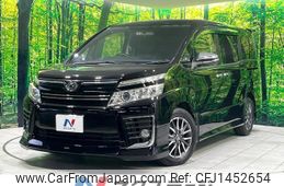 toyota voxy 2014 CFJ1452654