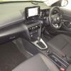 toyota yaris-cross 2022 CFJ1704322 image 5