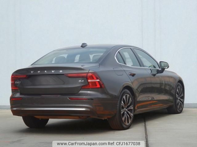 volvo s60 2024 CFJ1677038 image 2