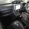 toyota noah 2017 CFJ1778204 image 3